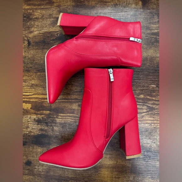 Red classy ankle zip booties-Size EU 39 / US 8.5 NEW - Picture 1 of 6
